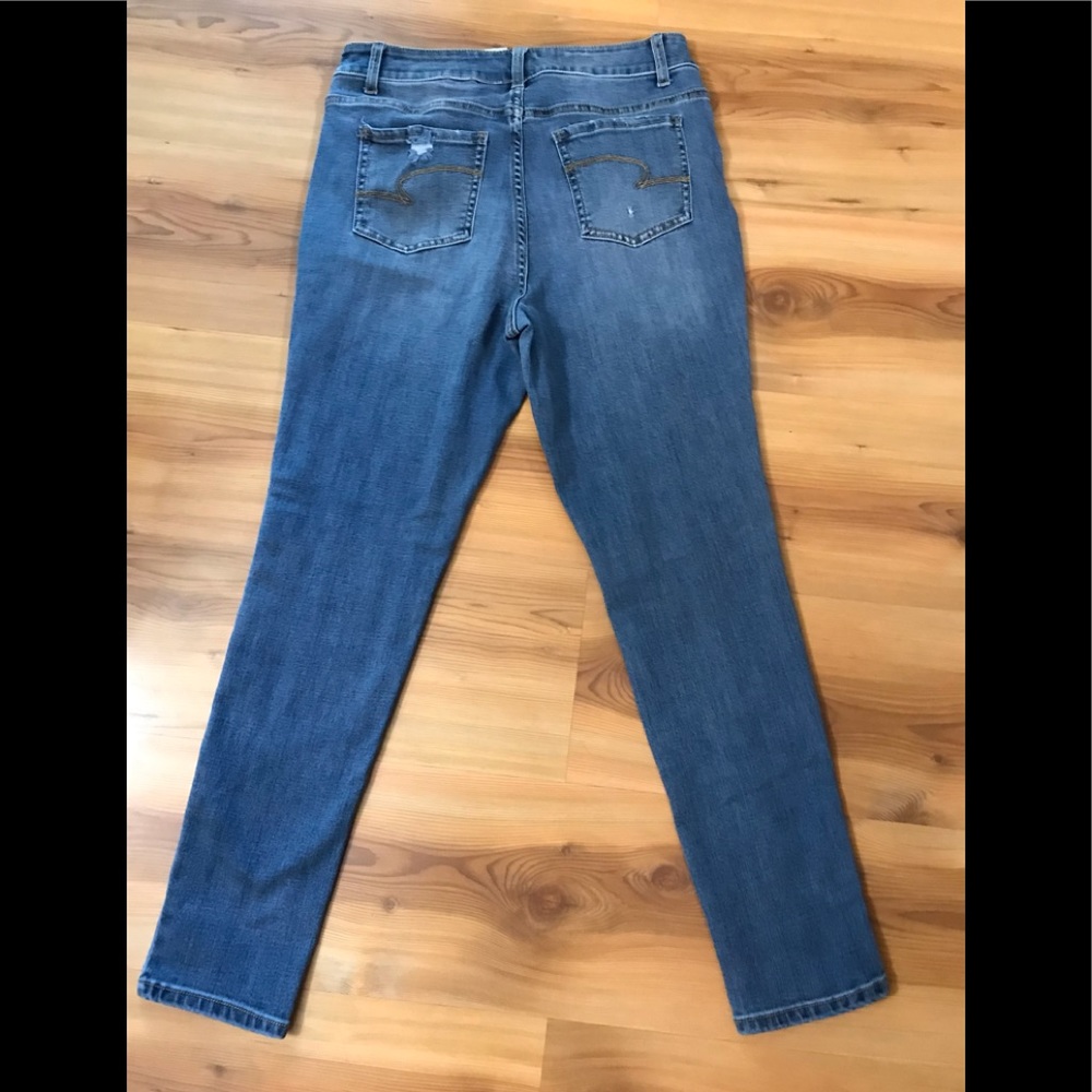 Time & Tru Hi Rise Skinny Jeans Like New